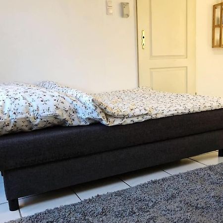 Charmante Gartenwohnung Mit Privatem Grossen Garten Köln Kültér fotó