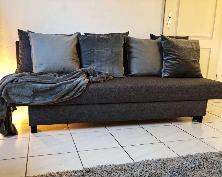 Charmante Gartenwohnung Mit Privatem Grossen Garten Köln Kültér fotó