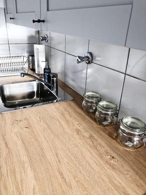 Charmante Gartenwohnung Mit Privatem Grossen Garten Köln Kültér fotó
