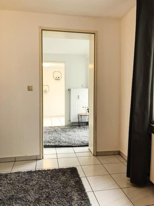 Charmante Gartenwohnung Mit Privatem Grossen Garten Köln Kültér fotó